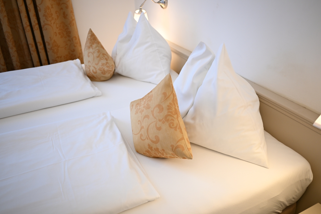 Doppelbett Klassik Zimmer