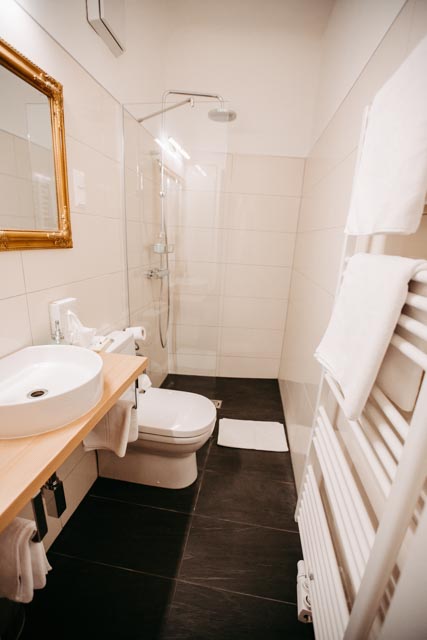 Modernes Badezimmer für alle Ansprüche