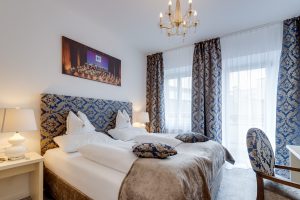 Doppelbett im Superior Balkon Zimmer
