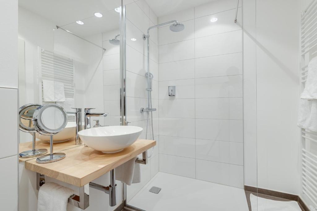 Modernes Badezimmer